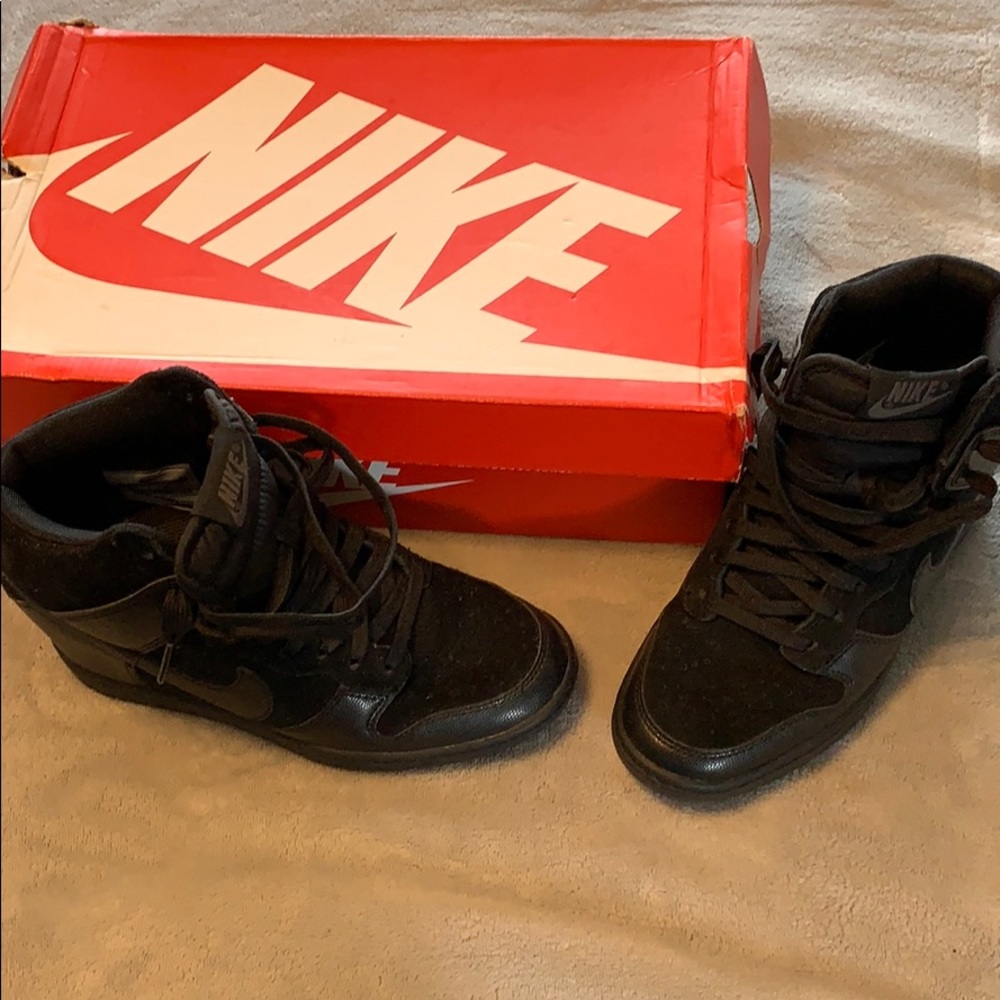 Women’s Dunk Sky Hi